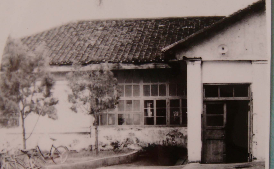 90年代手术室.png
