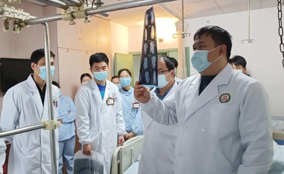 椎间孔镜1.jpg
